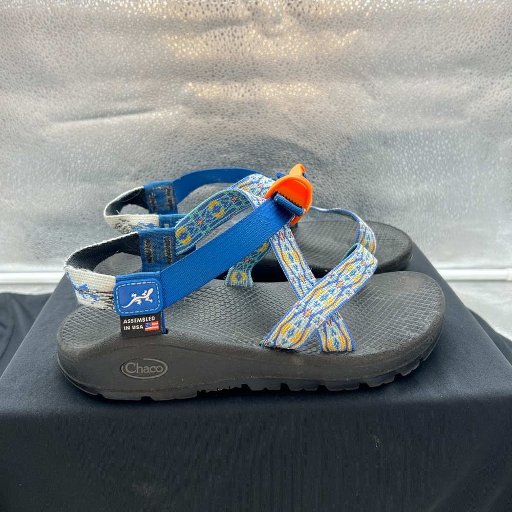 Chaco ZX/2 Strappy Sandal Women's Size 7 w/ Toe Strap Baby Blue Tan Orange Aztec